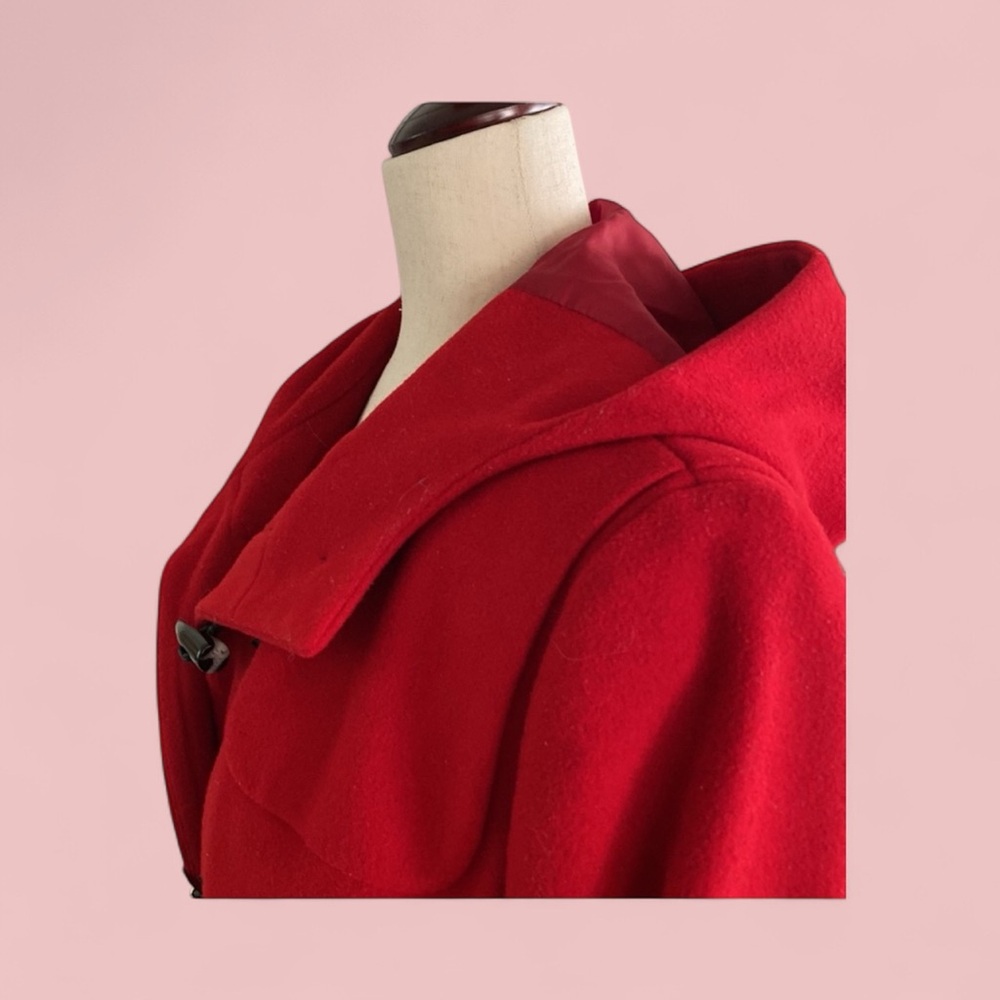 Harve Benard Classic Red Wool Hooded Toggle Coat  size 8 - Picture 11 of 15